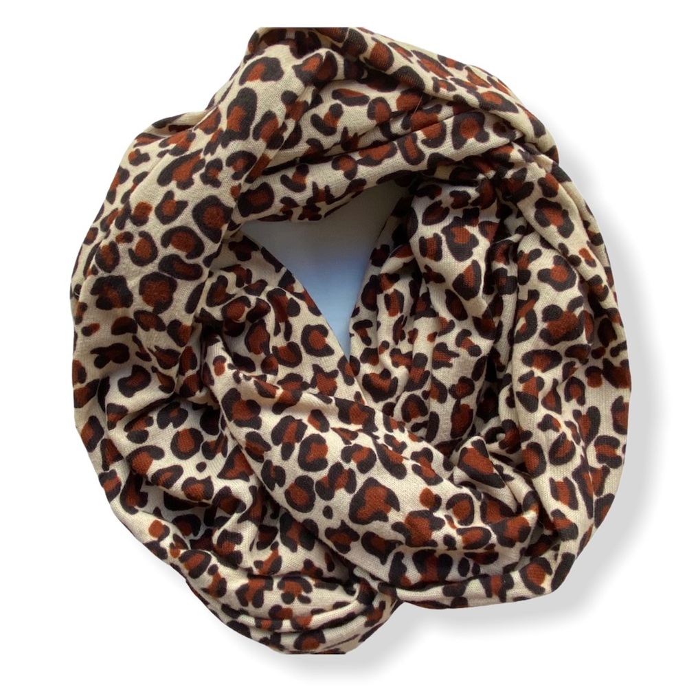 🐆 LEOPARD PRINT Infinity Scarf - Picture 2 of 8